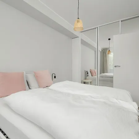 Jasny Blisko Starego Miasta We Wroclawiu By Rent Like Wrocław